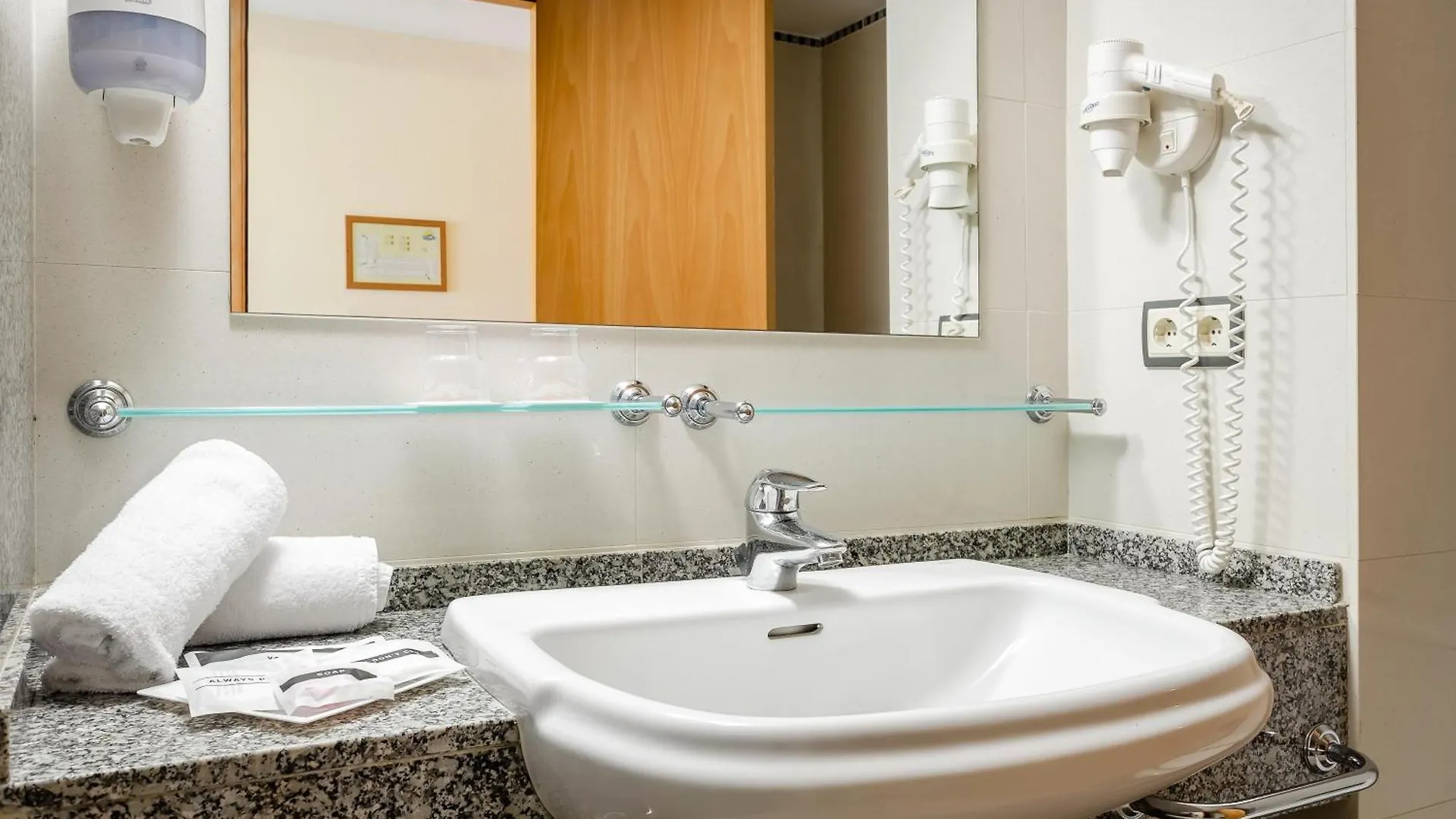 Hotel Alegria Caprici Verd Santa Susanna