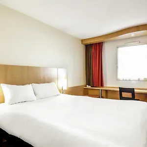 Ibis Szálloda
